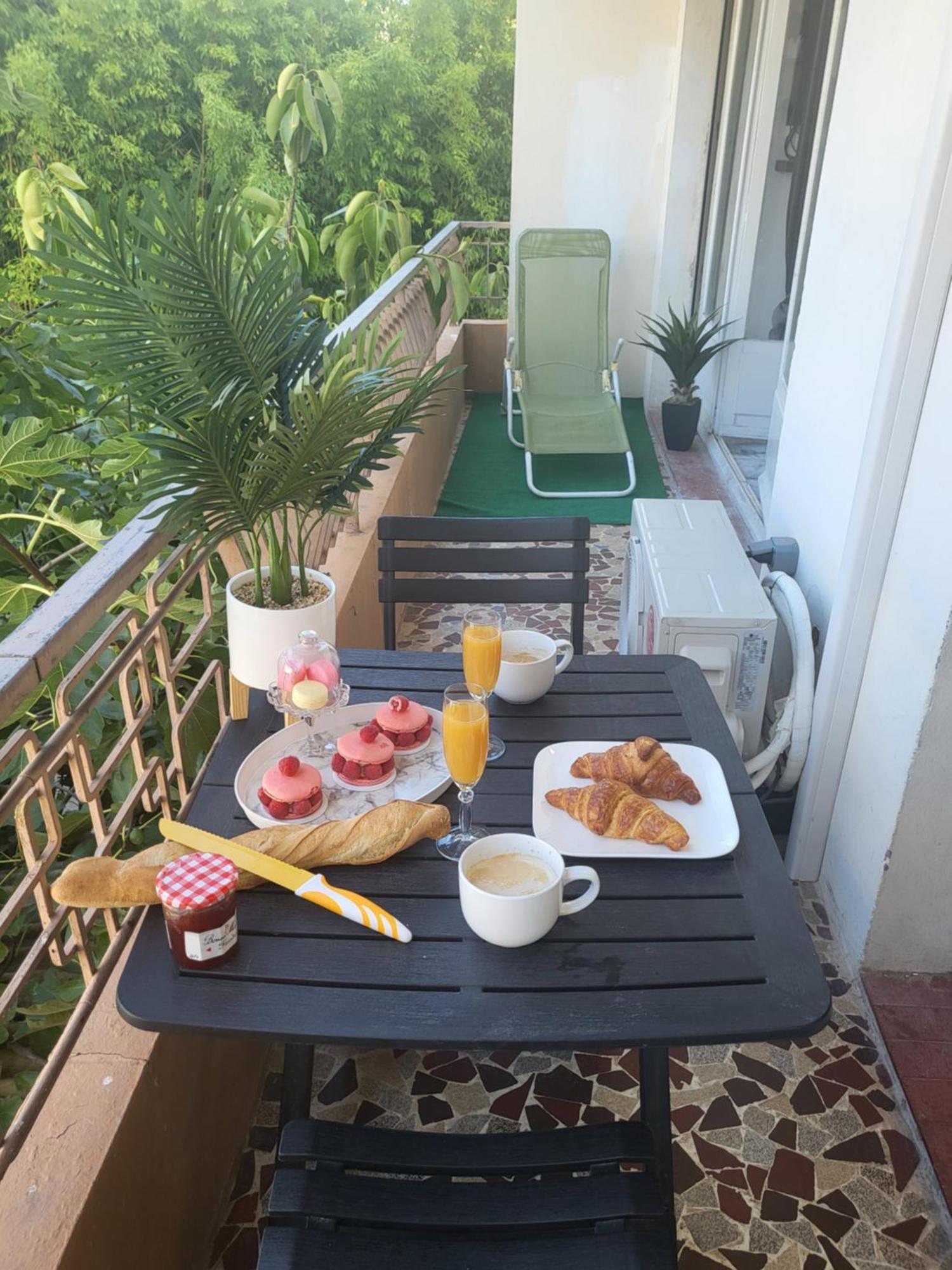 Apartment T2 Neuf Centre Raphael Avec Terrasse Et Parking Gratuit, Kit Linge Et Serviettes Offerts ,pres De La Et Commerces!
