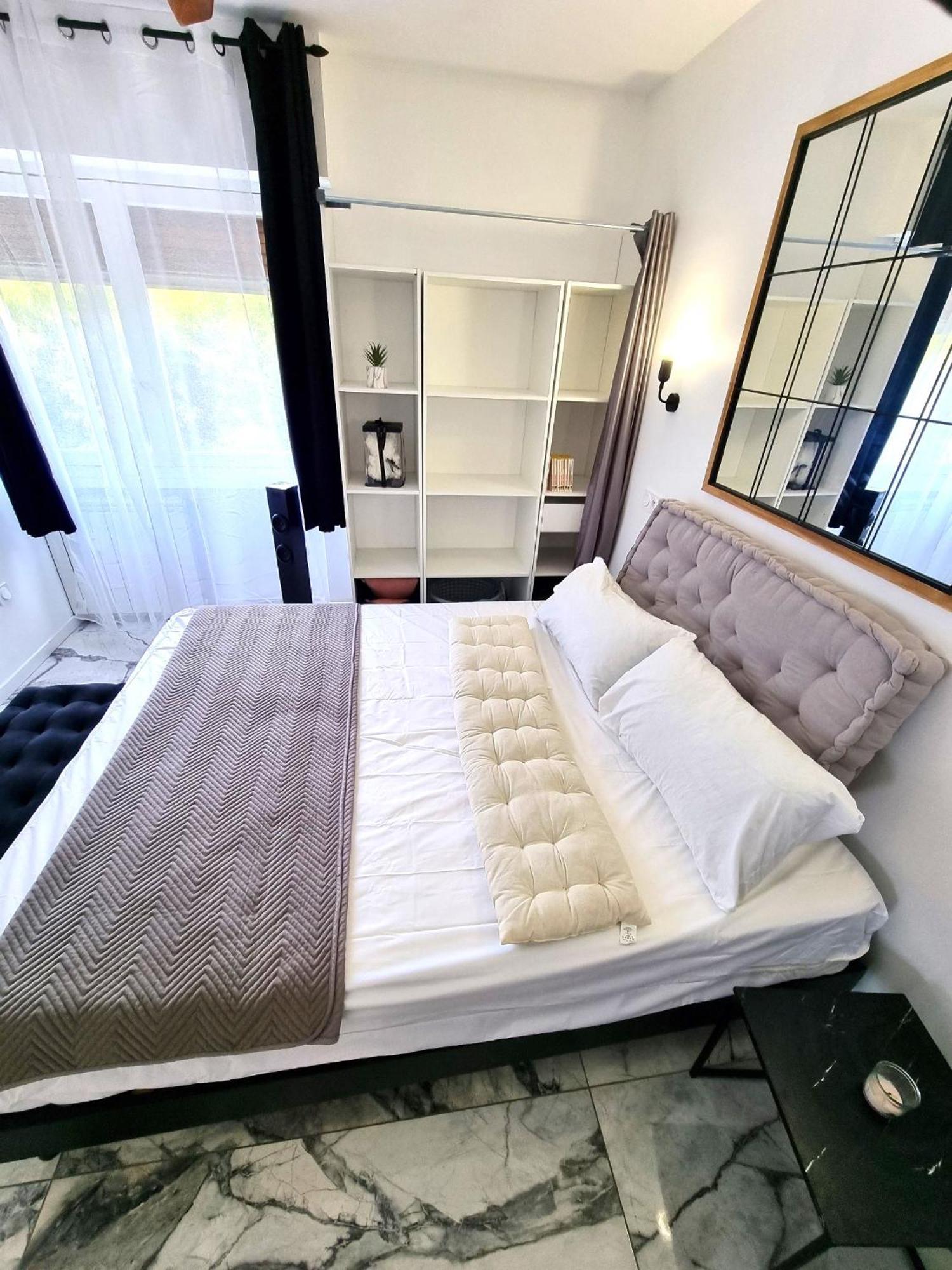 T2 Neuf Centre Raphael Avec Terrasse Et Parking Gratuit, Kit Linge Et Serviettes Offerts ,pres De La Et Commerces!