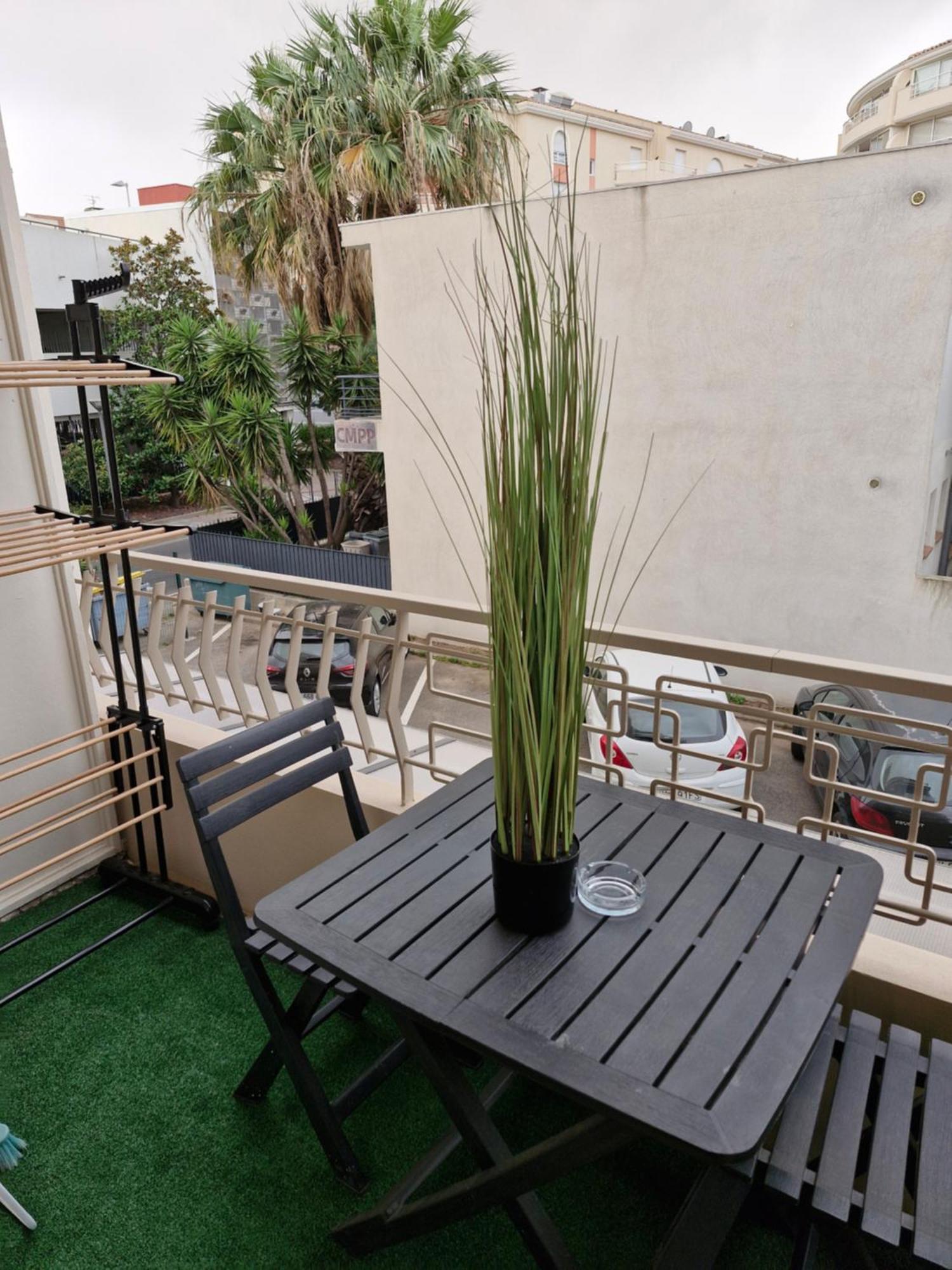 Apartment T2 Neuf Centre Raphael Avec Terrasse Et Parking Gratuit, Kit Linge Et Serviettes Offerts ,pres De La Et Commerces!